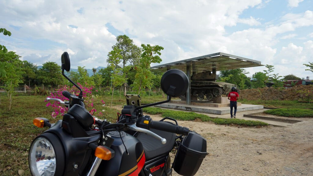 Photo lors de la visite du site historique a Dien Bien Phu