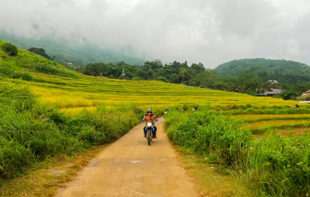 photo lors de notre road trip sur les sentiers pittoresque du Laos et du Vietnam